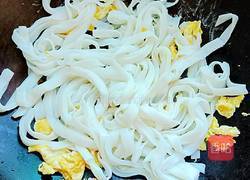 炒河粉的做法图解5