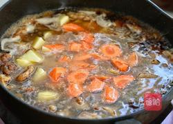 牛肉胡萝卜炖土豆的做法图解6