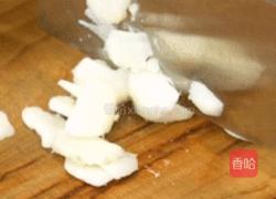 年年有鱼之煎酿鲮鱼的做法图解1