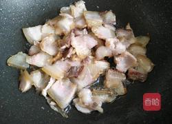  螺丝椒炒腊肉的做法图解8