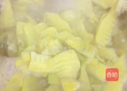 闽南芥菜炒冬笋的做法图解2