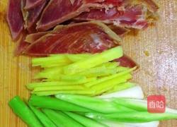 闽南芥菜炒冬笋的做法图解4