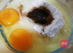简单五香鸡蛋烙饼的做法图解1