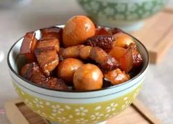 红烧肉煨蛋