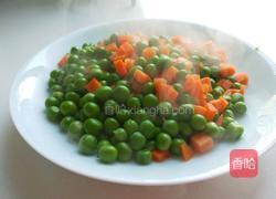 新文美食 肉末炒碗豆的做法图解5