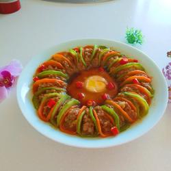 新文美食 花开富贵 清蒸青红萝卜的做法[图]