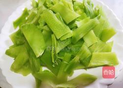 青笋炒腊肠的做法图解4