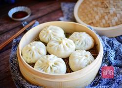 韭菜鸡蛋馅包子的做法图解13