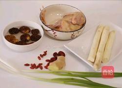 山药鸽子汤的做法图解1
