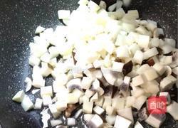 四川—腊肠牛肝菌焖饭的做法图解6