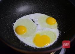 鱼香荷包蛋的做法图解2