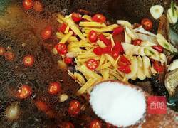 湘潭水煮鲫鱼的做法图解9