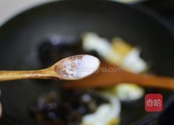 木耳炒鸡蛋的做法图解7