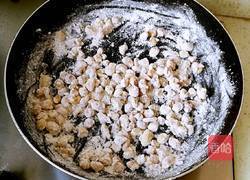 糖霜花生的做法图解6