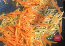 家常瘦肉炒面的做法图解3