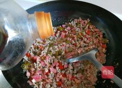 北京特色菜 泡菜炒肉末的做法图解10