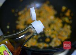 肉末炒毛豆的做法图解6