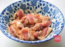 五花肉炒蒜苔的做法图解2