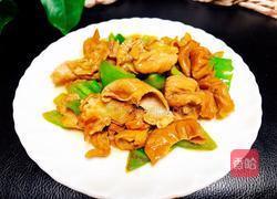 尖椒炒肥肠的做法图解8