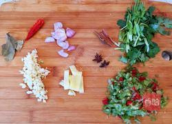 酱焖鲫鱼豆腐的做法图解3