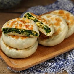 韭菜虾皮鸡蛋馅饼的做法[图]