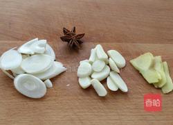 红烧鸡翅炖土豆的做法图解3