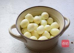 红烧肉炖鹌鹑蛋的做法图解2