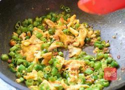 酱炒辣椒鸡蛋的做法图解6