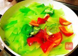 双椒炒笋片的做法图解6