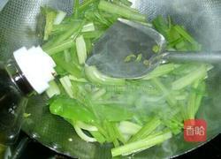 素炒芹菜的做法图解5
