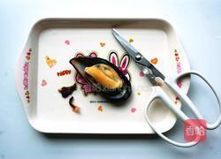 蛋黄烤海虹的做法图解2