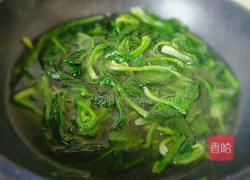 菠菜粉丝汤的做法图解1