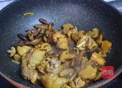 鸡腿炖香菇的做法图解12