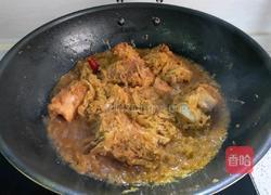 ＃东北＃大骨头炖酸菜的做法图解11