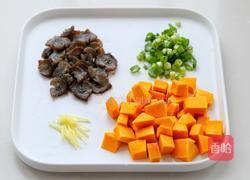 小米南瓜海参粥的做法图解3