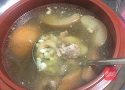 川贝海底椰冰糖雪梨炖瘦猪汤的做法图解7