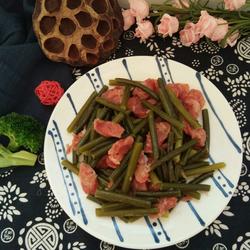 蒜苔炒腊肠的做法[图]