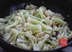 花菜炒木耳的做法图解5