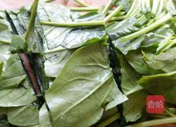 菠菜炒鸡蛋的做法图解1