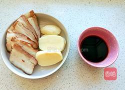 土豆扣肉的做法图解2