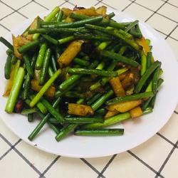蒜苔土豆条的做法[图]