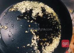 蒜蓉粉丝虾仁（虾仁粉丝煲）的做法图解3