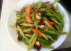 芹菜炒粉条