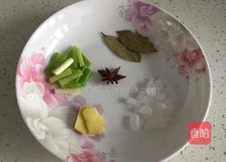 ＃东北＃五花肉炖海带扣的做法图解3