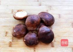 炸香菇的做法图解1