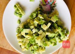 祥瑞萌猪花开富贵咯吱的做法图解5