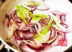 青蒜苗炒鸡心的做法图解11