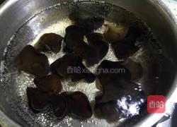 腐竹拌木耳的做法图解6