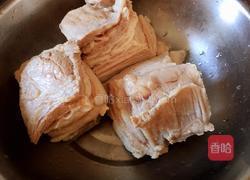 杀猪菜之五花肉血肠烩酸菜的做法图解3