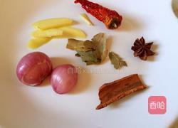 杀猪菜之五花肉血肠烩酸菜的做法图解4